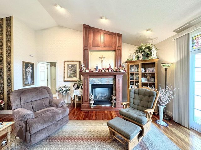 506 Green Coulee ROAD, Onalaska, WI 54650