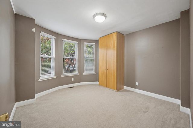 4383 MANAYUNK AVE, Philadelphia, PA 19128