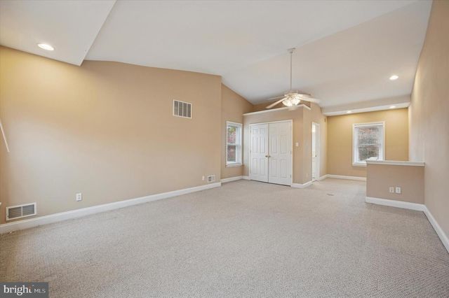 4383 MANAYUNK AVE, Philadelphia, PA 19128