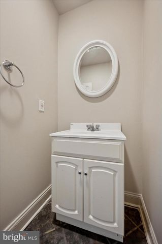 4383 MANAYUNK AVE, Philadelphia, PA 19128