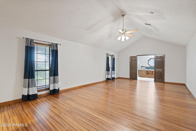 817 Cemetery Road, St. Martinville, LA 70582