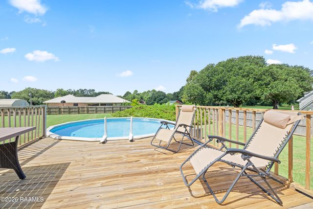 817 Cemetery Road, St. Martinville, LA 70582