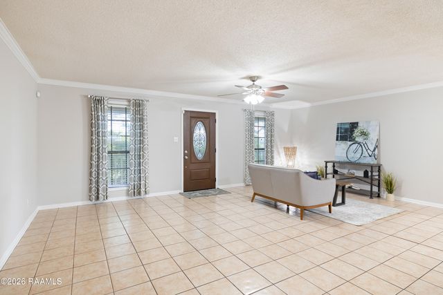817 Cemetery Road, St. Martinville, LA 70582