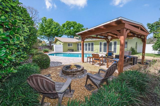 1665 SHAKER LANE, Dunedin, FL 34698