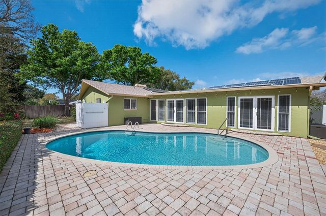 1665 SHAKER LANE, Dunedin, FL 34698