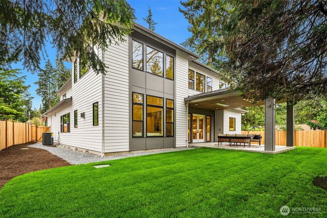 9717 167th Avenue NE, Redmond, WA 98052