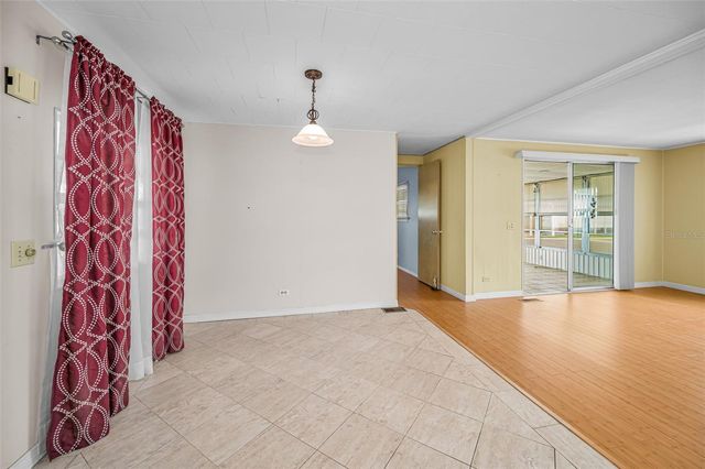 10539 TAHITIAN LANE 112, Largo, FL 33773