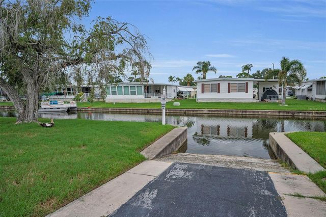 10539 TAHITIAN LANE 112, Largo, FL 33773