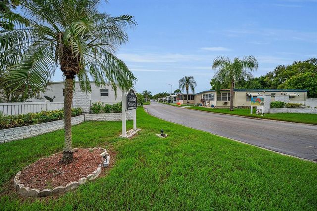 10539 TAHITIAN LANE 112, Largo, FL 33773