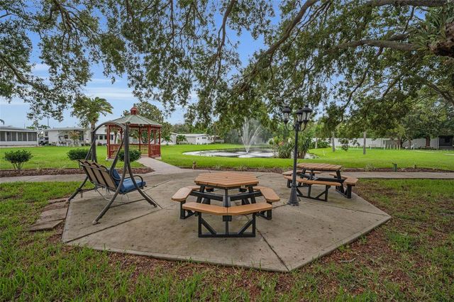 10539 TAHITIAN LANE 112, Largo, FL 33773