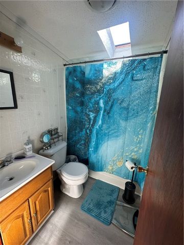 307 Sherwood Dr, Allegheny Twp - Wml, PA 15068