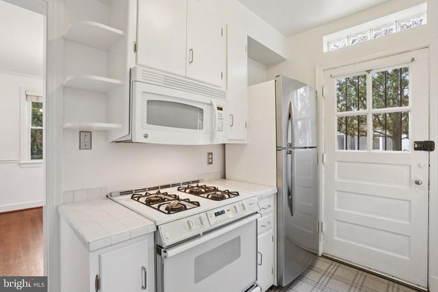 5008 44TH ST NW, Washington, DC 20016