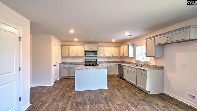 605 Edgetree Drive, Hopkins, SC 29061