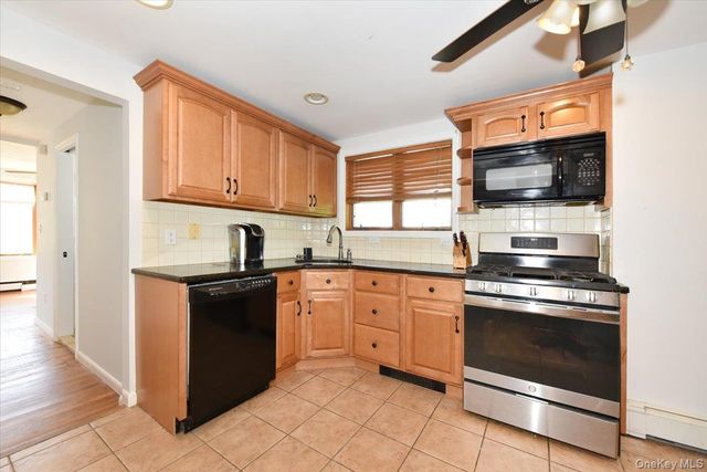 35 Montauk Drive, Bay Shore, NY 11706