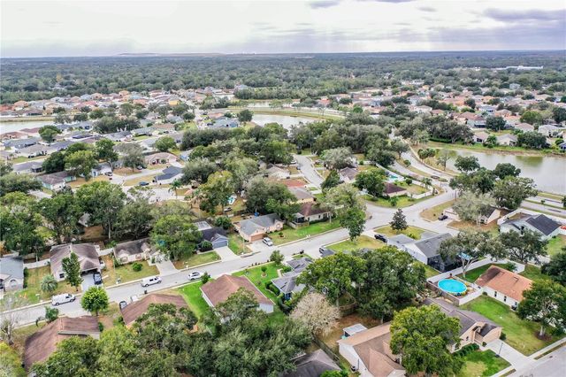 2724 SUNDANCE PLACE, Mulberry, FL 33860