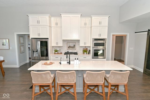 1111 Maclaren Court, Franklin, IN 46131