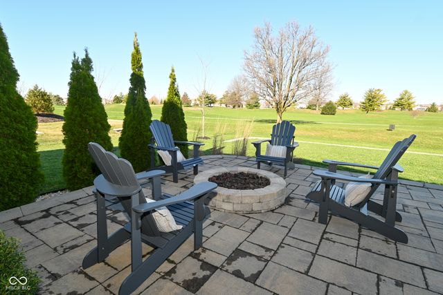 1111 Maclaren Court, Franklin, IN 46131