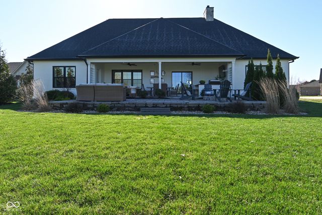 1111 Maclaren Court, Franklin, IN 46131