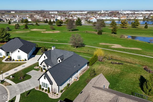 1111 Maclaren Court, Franklin, IN 46131