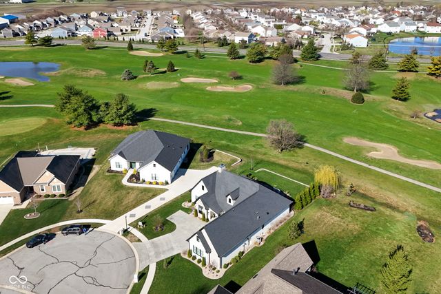 1111 Maclaren Court, Franklin, IN 46131