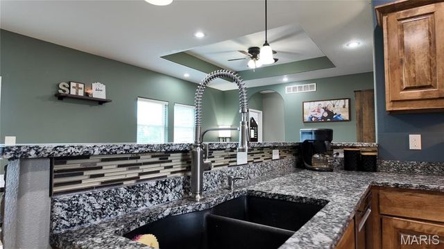 10704 Belle Road, Crocker, MO 65452