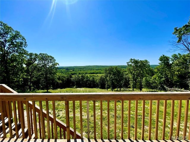 10704 Belle Road, Crocker, MO 65452