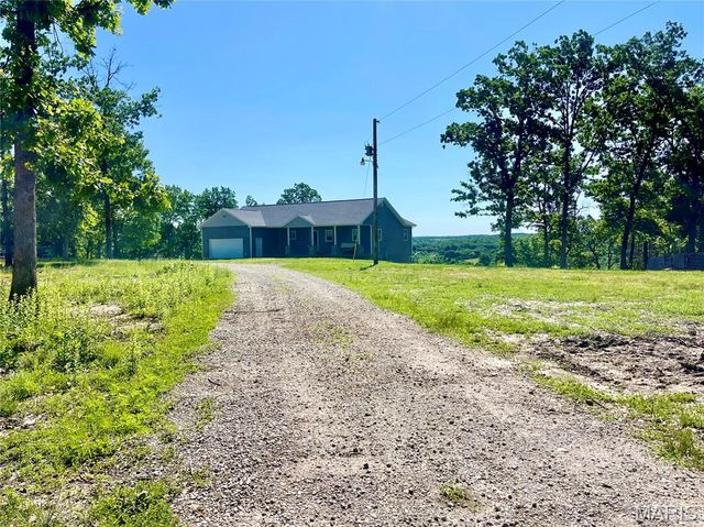 10704 Belle Road, Crocker, MO 65452