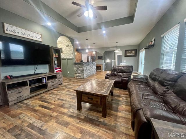 10704 Belle Road, Crocker, MO 65452