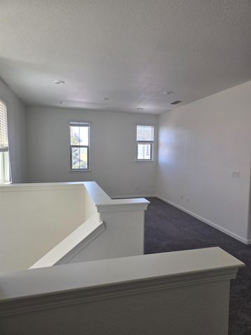 8099 Avanti Dr, El Dorado Hills, CA 95762