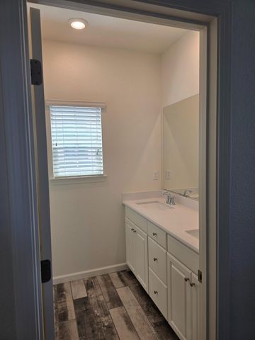 8099 Avanti Dr, El Dorado Hills, CA 95762