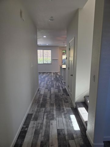 8099 Avanti Dr, El Dorado Hills, CA 95762