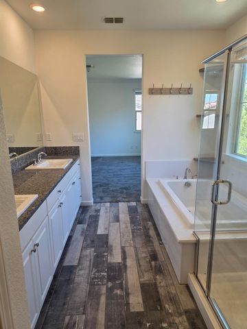8099 Avanti Dr, El Dorado Hills, CA 95762