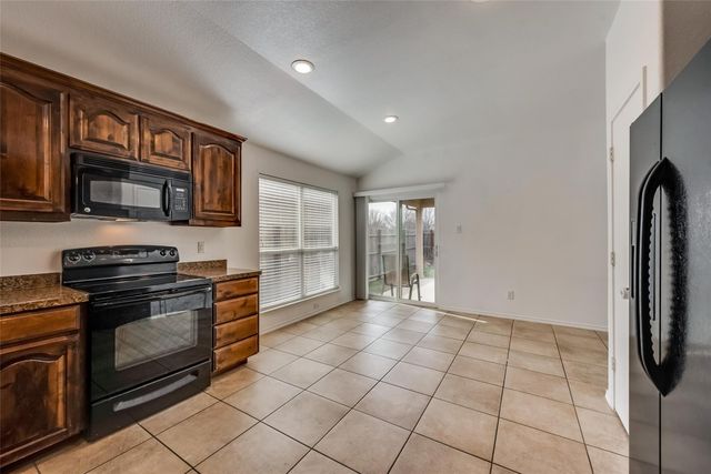 6029 Kristen Drive, Fort Worth, TX 76131