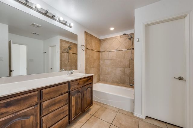 6029 Kristen Drive, Fort Worth, TX 76131