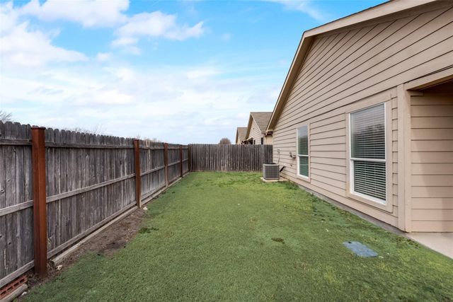 6029 Kristen Drive, Fort Worth, TX 76131