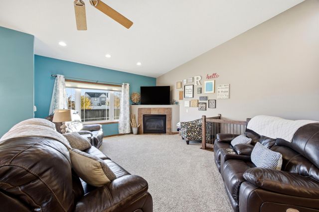 4704 Woodhaven Street S, Fargo, ND 58104