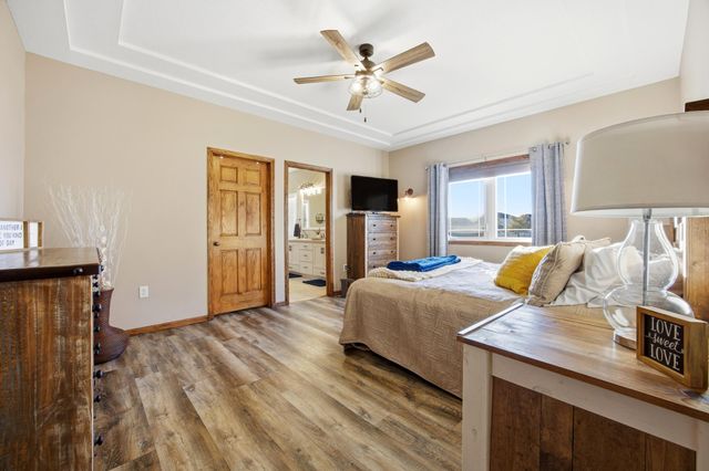 4704 Woodhaven Street S, Fargo, ND 58104