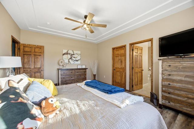 4704 Woodhaven Street S, Fargo, ND 58104