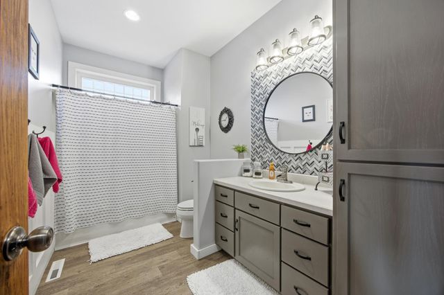 4704 Woodhaven Street S, Fargo, ND 58104