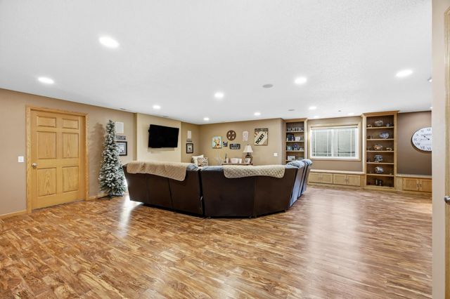 4704 Woodhaven Street S, Fargo, ND 58104