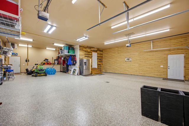 4704 Woodhaven Street S, Fargo, ND 58104