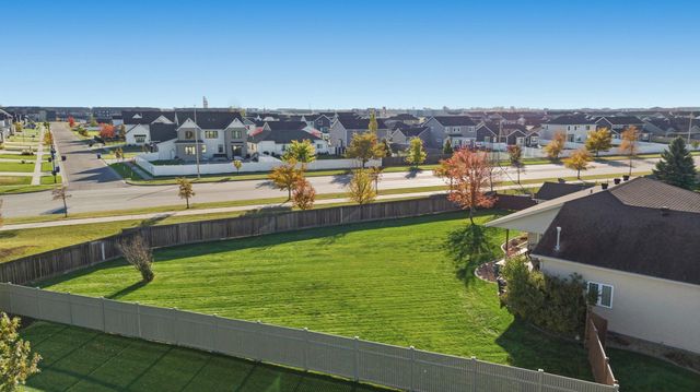 4704 Woodhaven Street S, Fargo, ND 58104