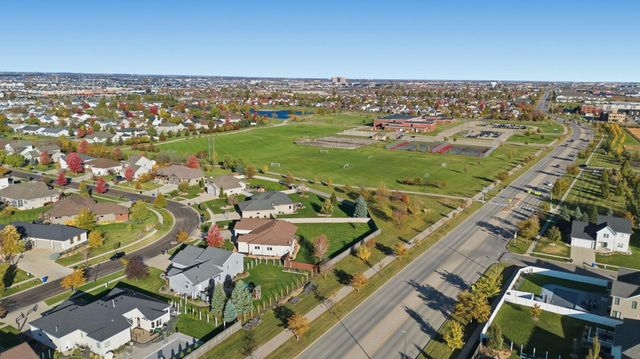 4704 Woodhaven Street S, Fargo, ND 58104