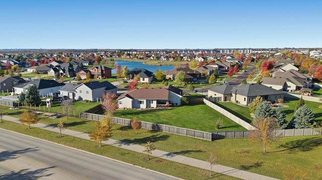 4704 Woodhaven Street S, Fargo, ND 58104