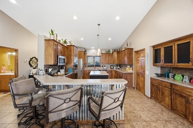 4704 Woodhaven Street S, Fargo, ND 58104