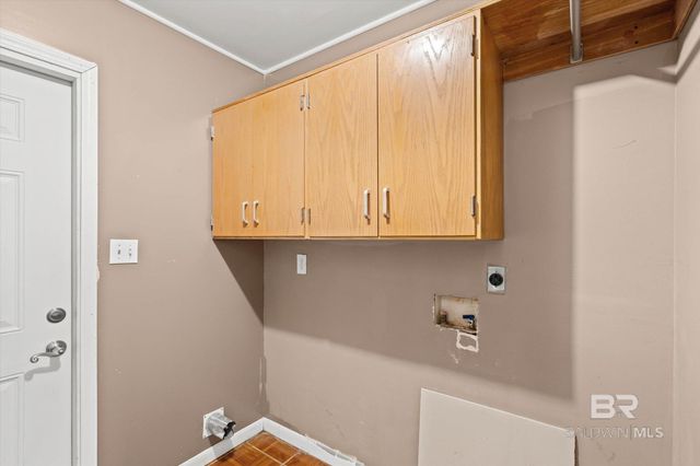 13908 White Road, Silverhill, AL 36576