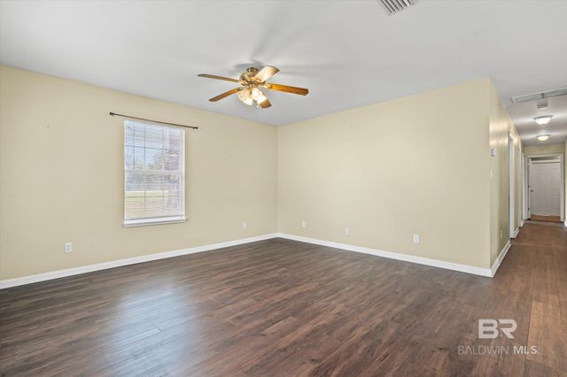 13908 White Road, Silverhill, AL 36576