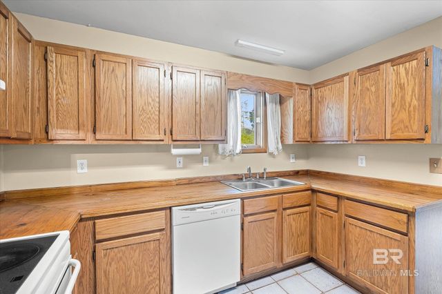 13908 White Road, Silverhill, AL 36576