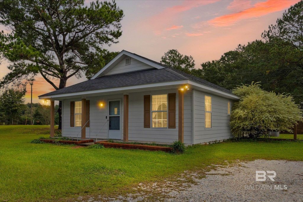 13908 White Road, Silverhill, AL 36576