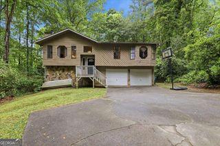 3055 Malvern Drive, Snellville, GA 30039